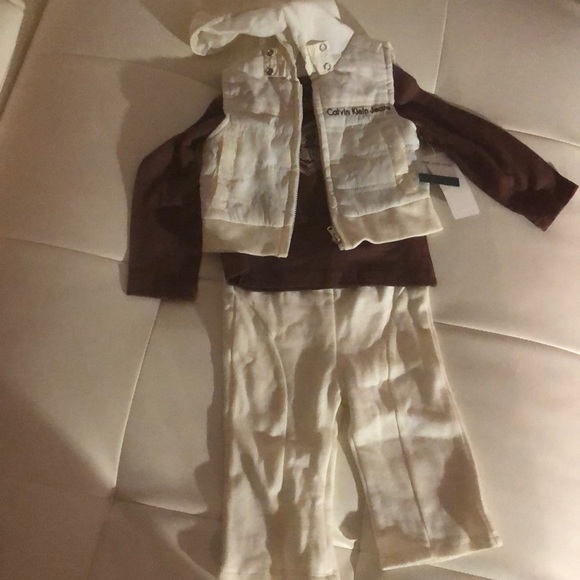 Calvin Klein beige vest hoodie set heart brown NWT